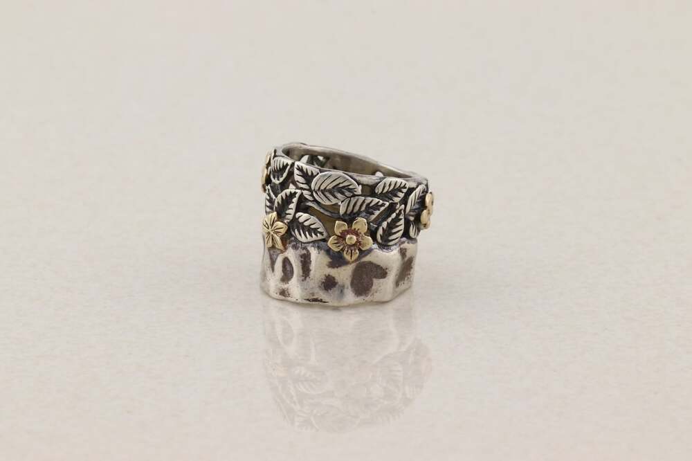 Sterling Silver Flower Leaf Ring Size 4 3/4 Woman Teen Child - Picture 5 of 8